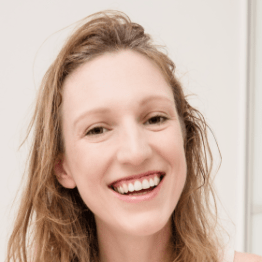 Dr Jennifer Luna